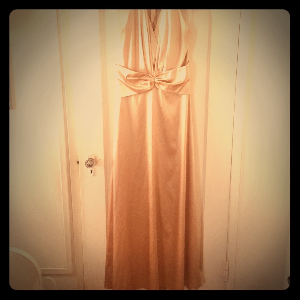 Silk satin movie star dress. Golden Goddess!